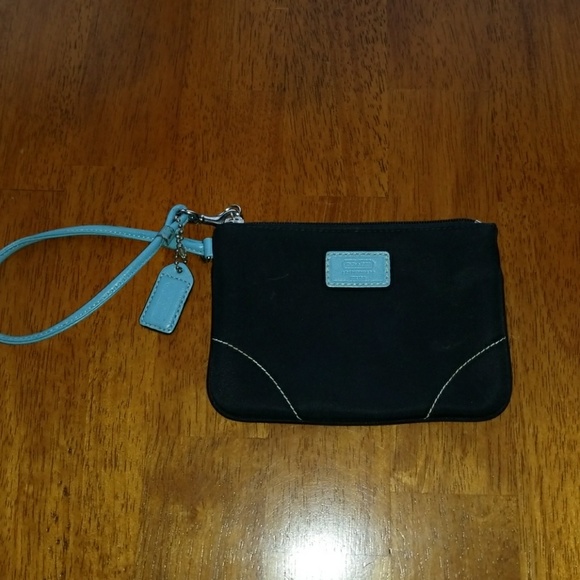 Coach wristlet - Picture 1 of 3